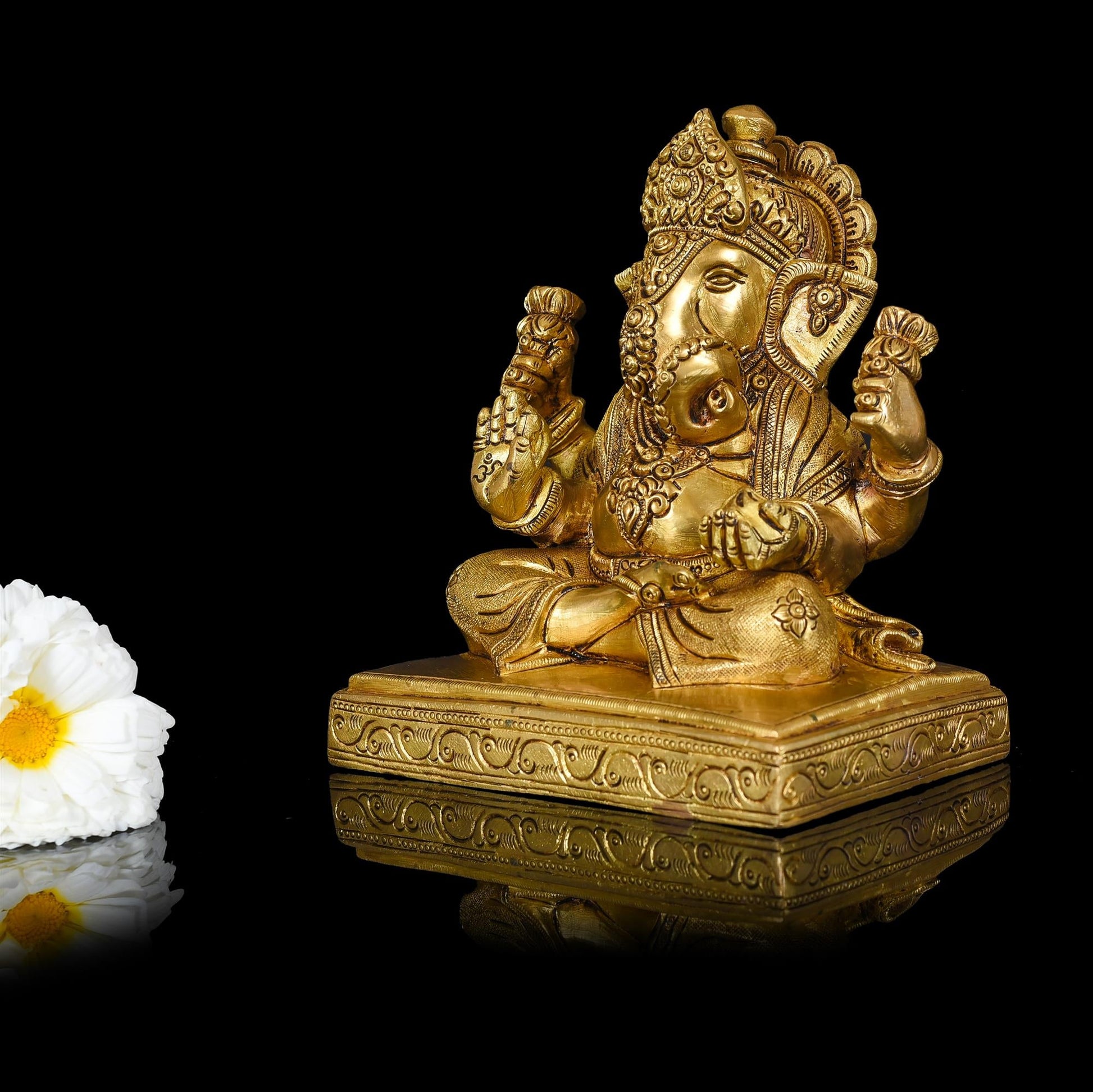 Brass Ganesha Superfine Idol (7 Inch)