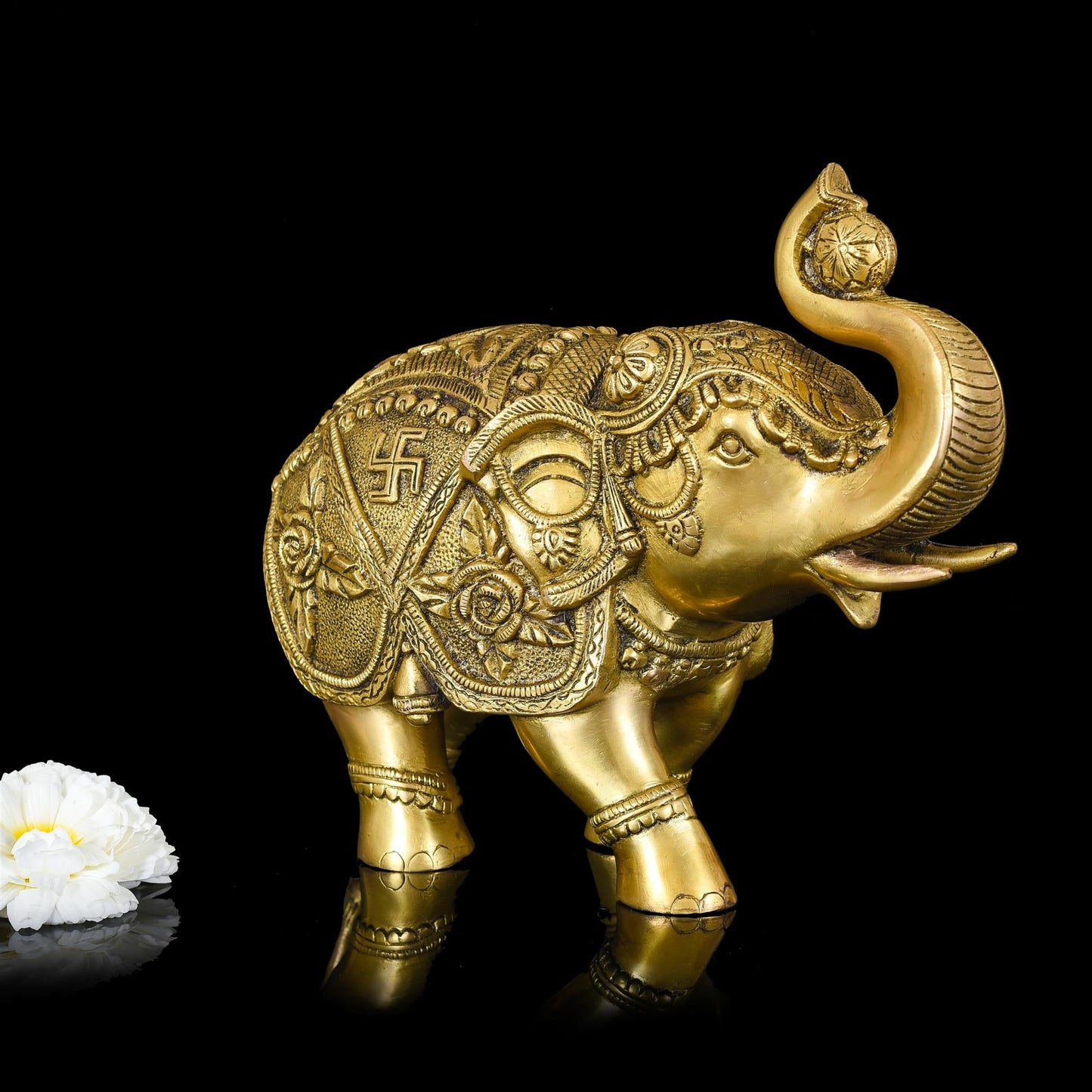 Brass Royal Elephant Statue (8.5 Inch)