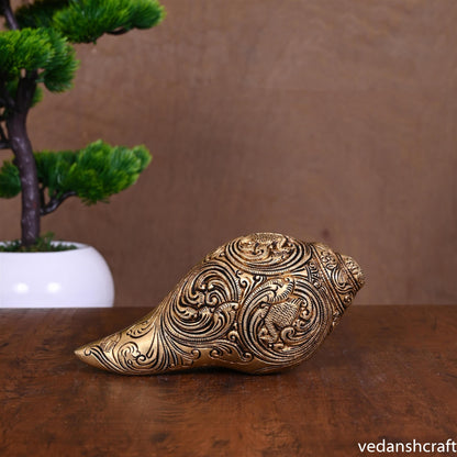 Brass Lord Vishnu And Lakshmi Conch (3.8 Inch)