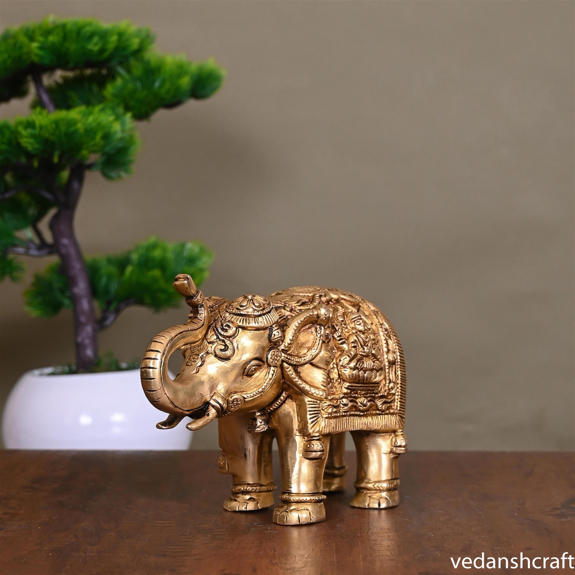 Brass Elephant Royal Statue (5 Inch)