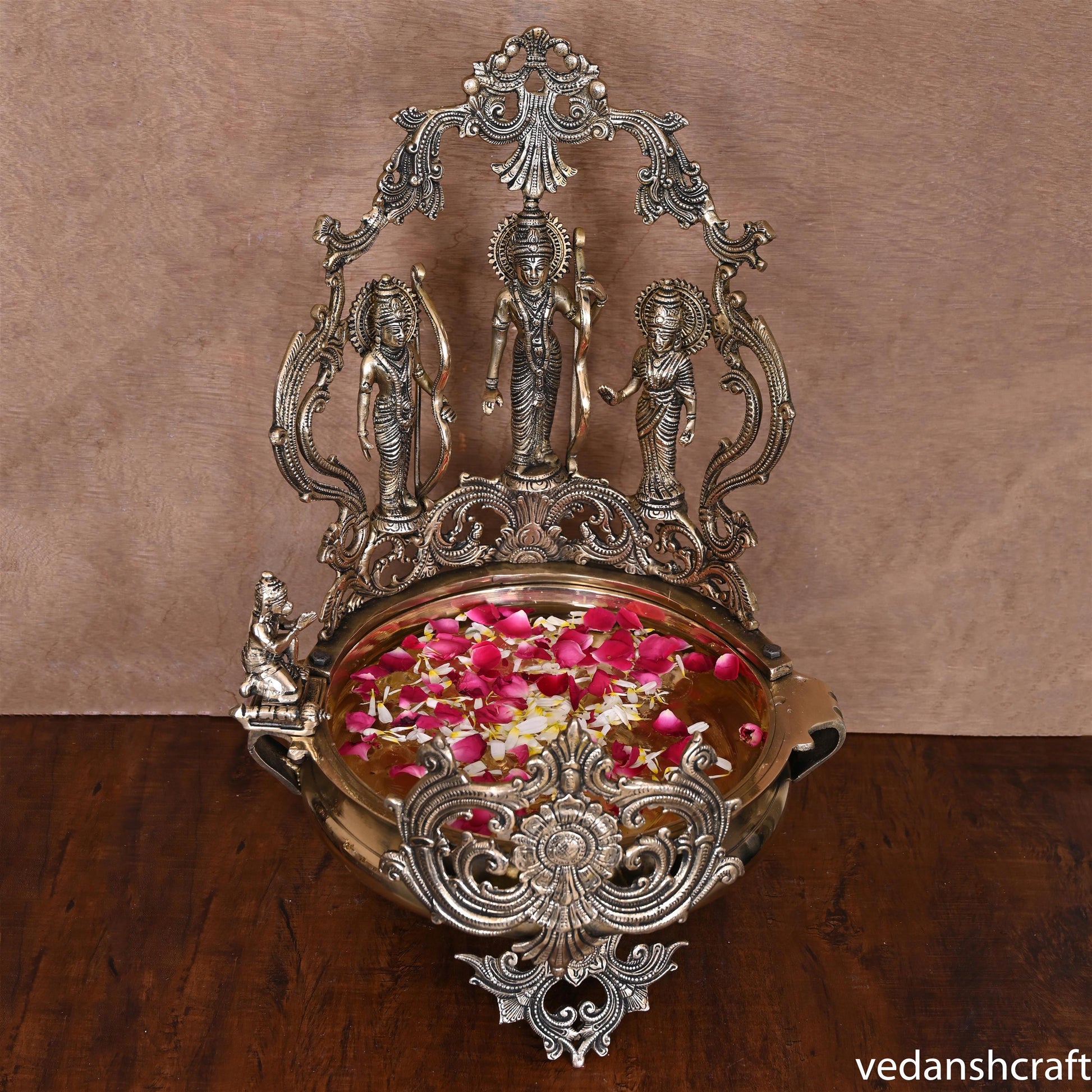 Brass Traditional Ram Darbar Urli (21.5 Inch)