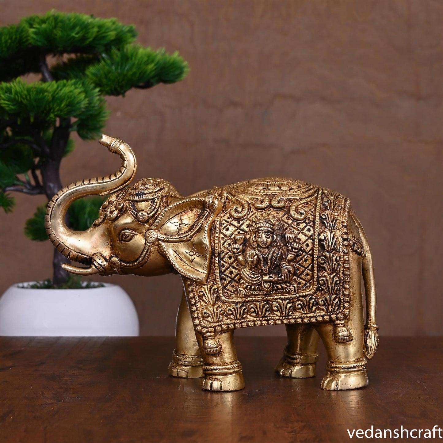 Brass Elephant Royal Statue (7 Inch)