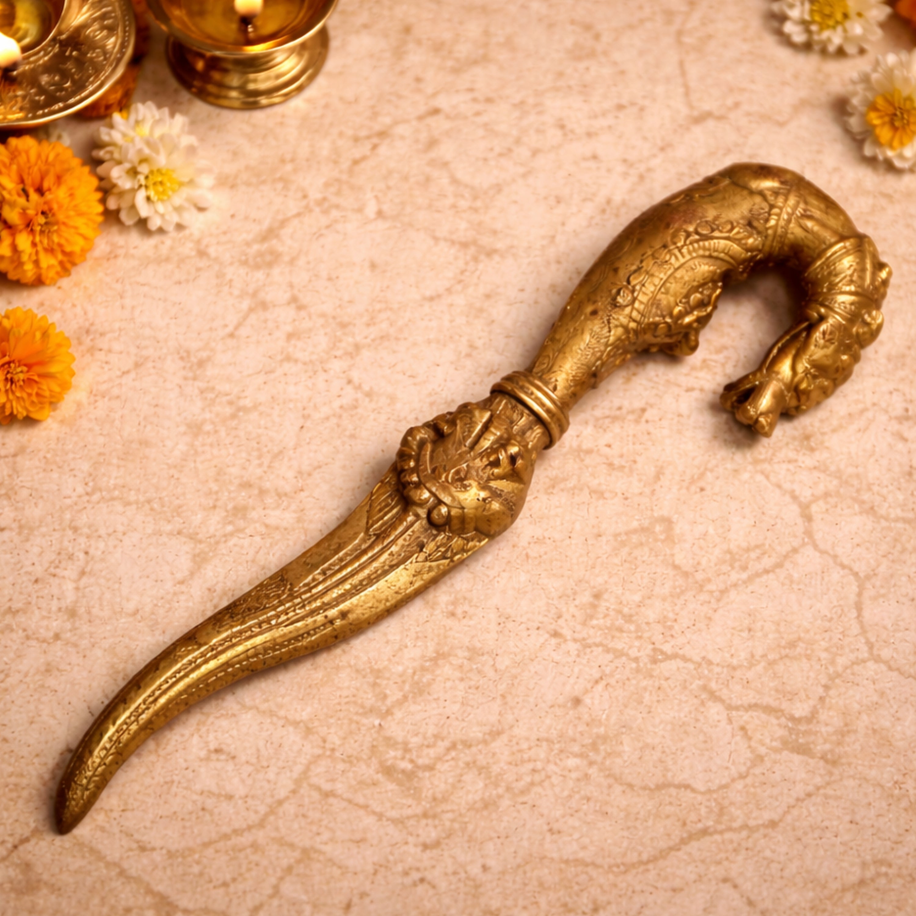 Handcrafted Brass Katar Idol, Traditional Indian Push Dagger, Rajput & Mughal Decorative Figurine, Antique Brass Weapon Collectible, Home & Temple Decor,Gold, 10 Inch, 1 Piece
