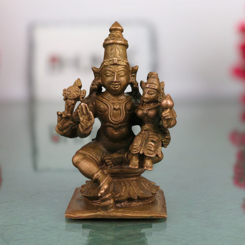 Lakshmi Narayana Bronze Idol, Sri Lakshmi Narayan Swamy Murti, Vishnu Lakshmi Vigraha, Sriman Narayana Mahalakshmi Kanchu Kansa Chola Shilpam Statue for Puja Mandir Decor, Brown, 3 Inch, 1 Piece