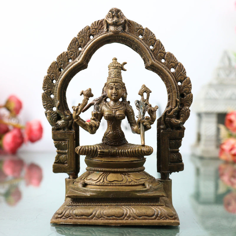 Bronze Rajarajeshwari Idol Kamakshi, Lalita Tripura Sundari Devi Murti Sri Vidya Parameshwari Shakti Statue for Pooja Mandir Home Decor, Brown, 5 Inch, 1 Piece