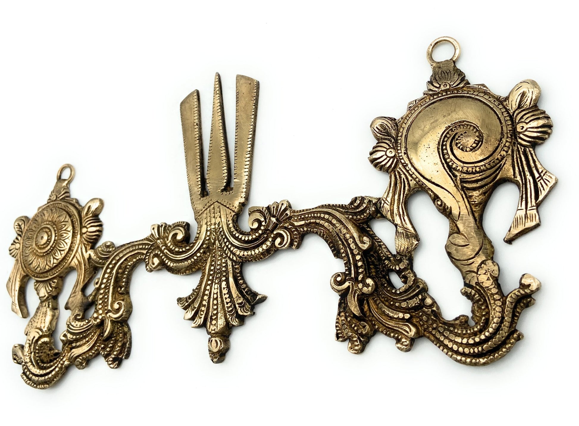 Brass Vishnu Chakra For Pooja, Shank Chakra For Wall Hanging, Tirupati Symbol, Brass Statue Of Shankha Chakra Namah, Religious Symbol Of Lord Vishnu, Gold, 6.5 Inch, 1 Piece