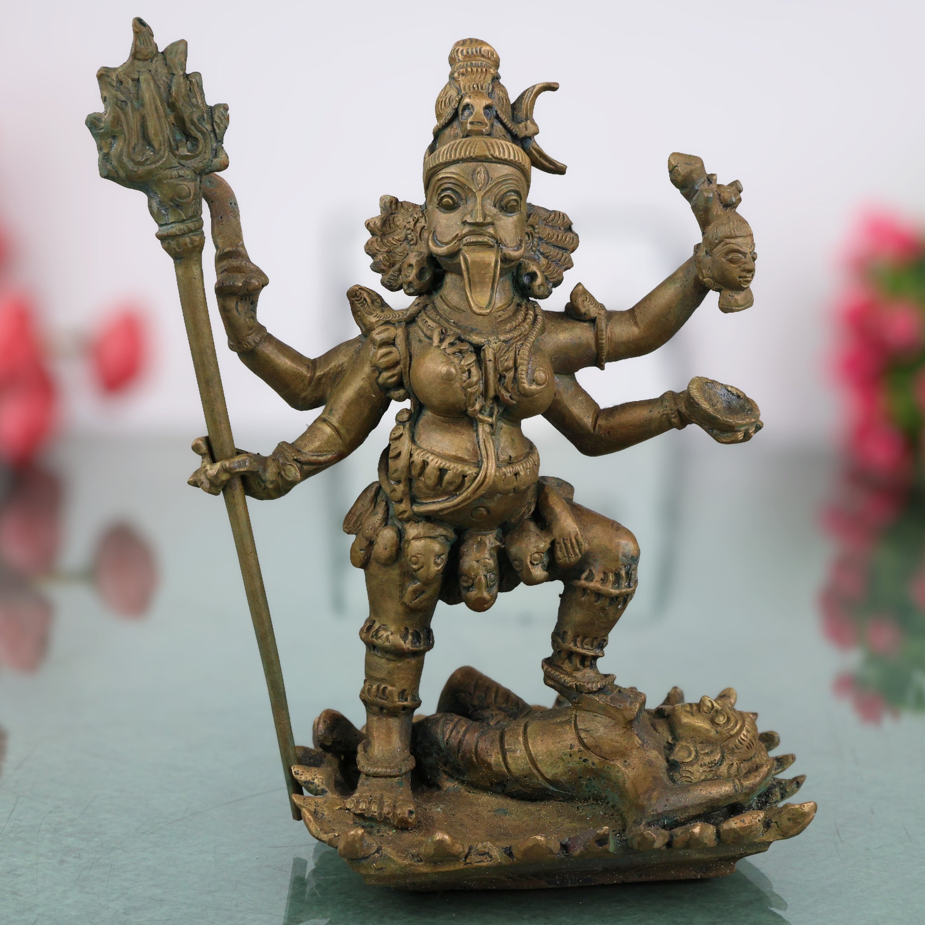 Bronze Maha Kali Idol Mahakali Kalika Dakshina Kali Bhadrakali Chamundi Kali Mata Murti Panchaloha Style Chola Art Handmade Kali Amman Kalikambal Vigraha for Puja Mandir Decor Temple Statue, Brown, 6.5 Inch, 1 Piece