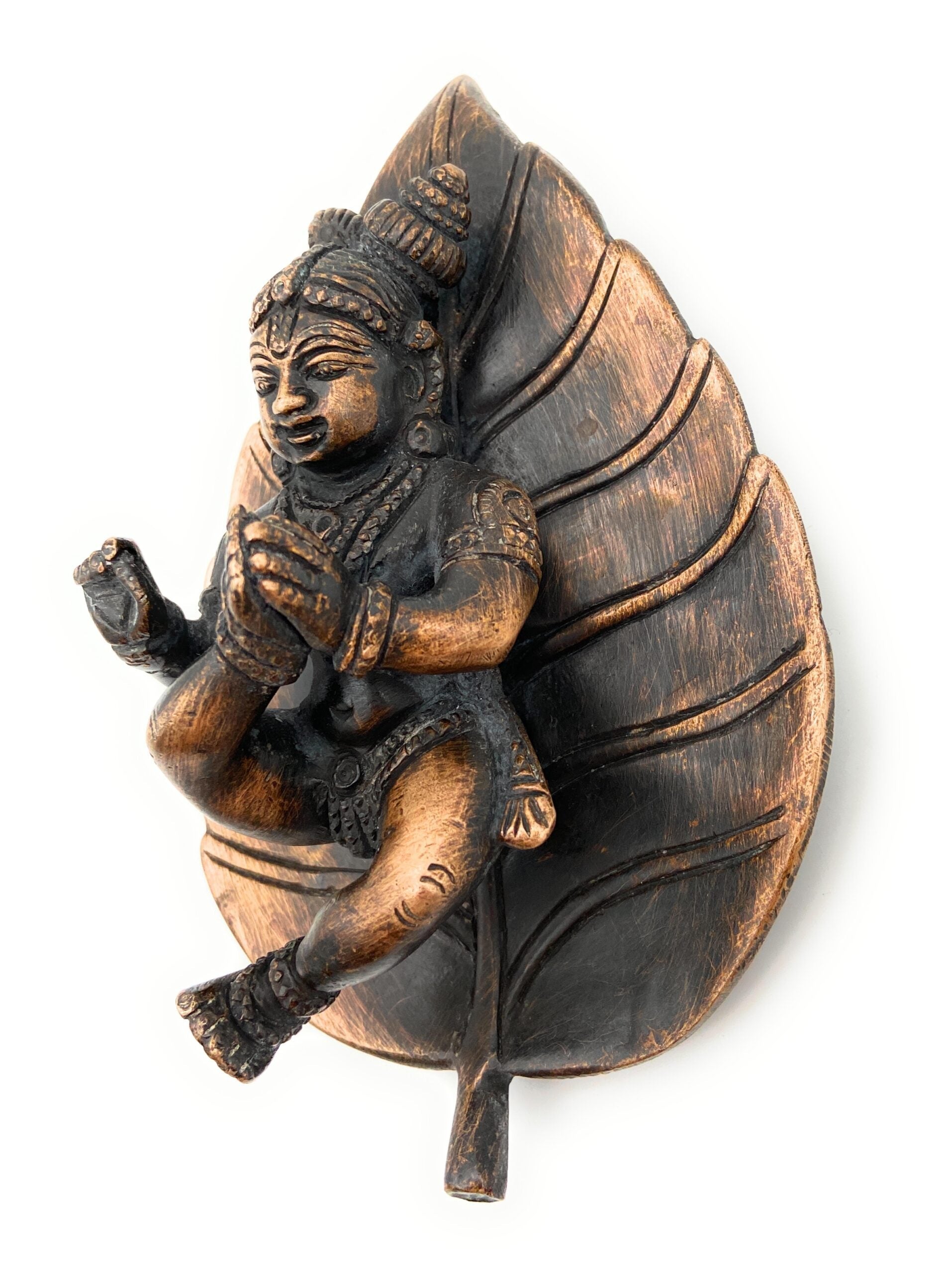 Brass Lord Krishna on Leaf Idol | Balakrishna Vatapatrasayi Murti | Shree Kanha Gopala Statue for Pooja, Home Decor & Gift, Gold, 6 Inch, 1 Piece