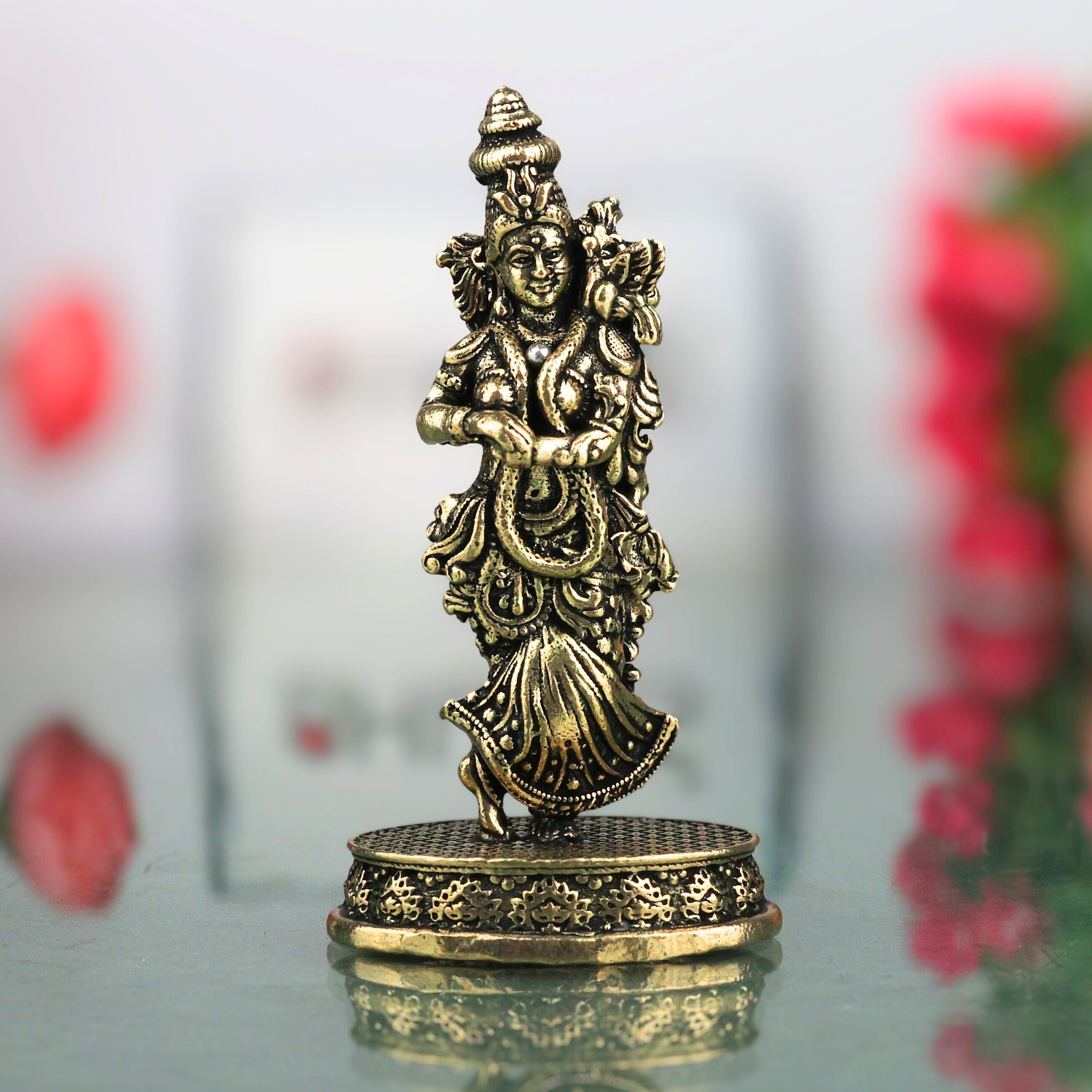 Brass Radha Rani Idol Radharani Radhika Kishori Ji Peetal Murti Vigraha Moorti for Puja Mandir Home Decor Spiritual Gift Statue, Gold, 3 Inch, 1 Piece