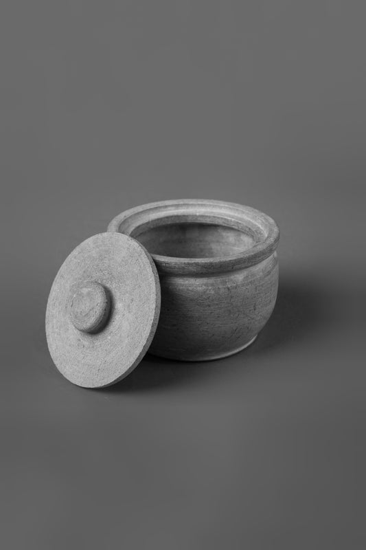 Soap Stone Traditional Curd Setter/ Storage Container Extra Large  (1000ml - 1200ml)