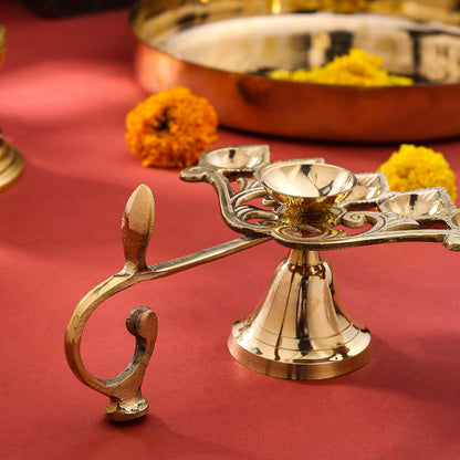 Brass Elegant Panch Aarti With Handle (6.5 Inch)