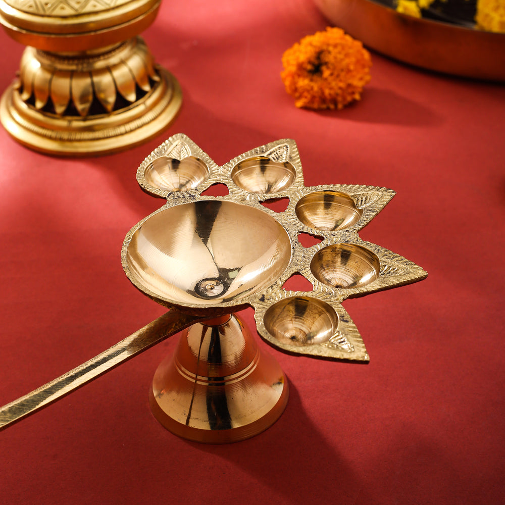 Brass Divine Panch Aarti With Handle (9 Inch)