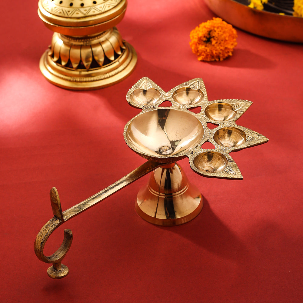 Brass Divine Panch Aarti With Handle (9 Inch)