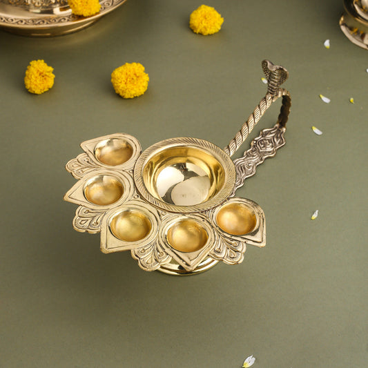 Brass Traditional Aarti With Handle