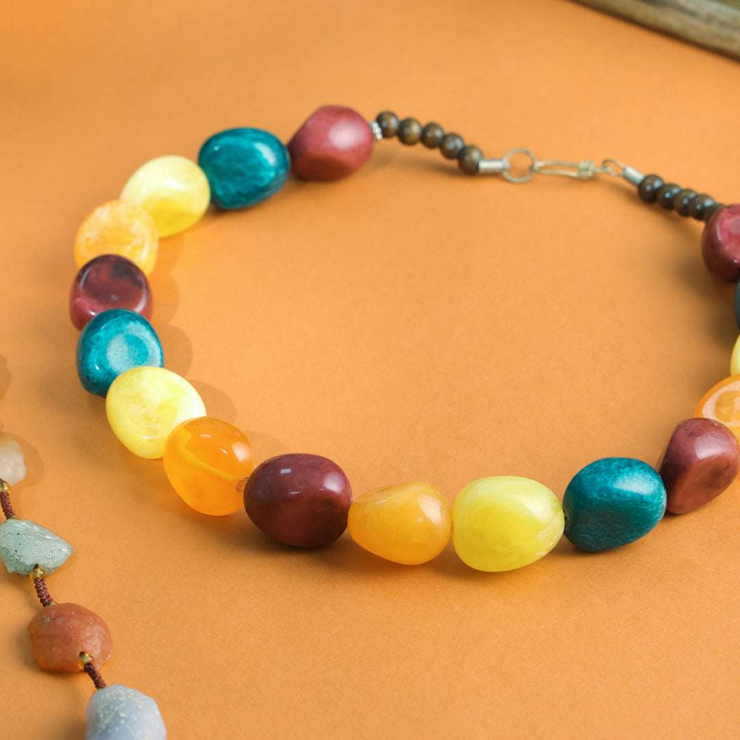 Resin Marble Bead Necklace Jewelry with Tribal Charm