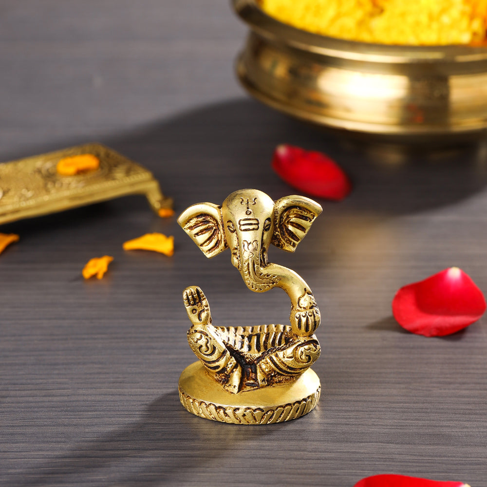 Brass Modern Ganesha Table Top Idol (2.7 Inch)