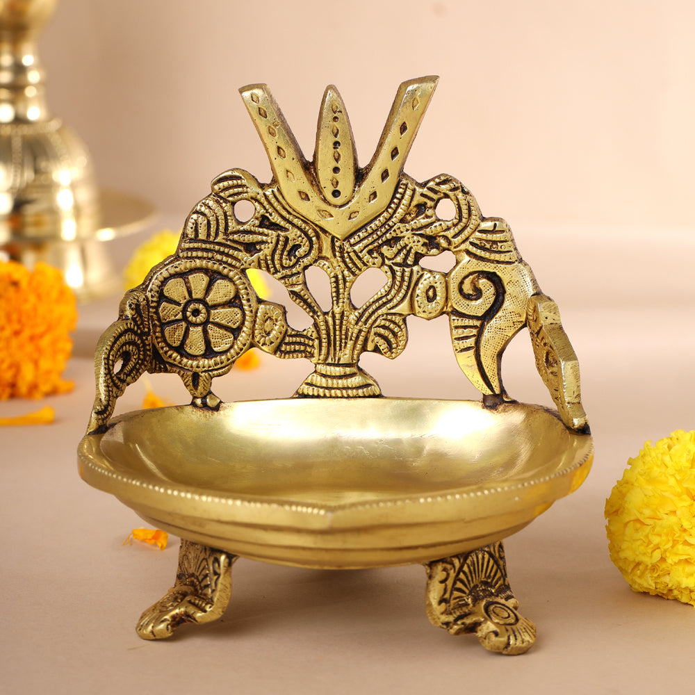Brass Shankh Chakra Namah Diya (5 Inch)