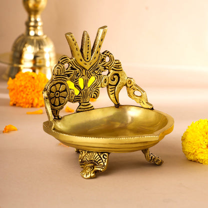 Brass Shankh Chakra Namah Diya (5 Inch)