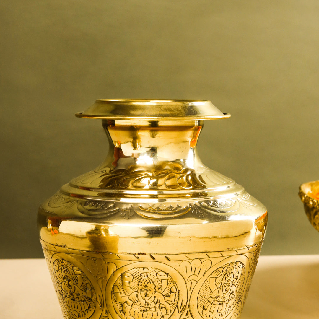 Brass Ashtalakshmi Kodam/Kalash