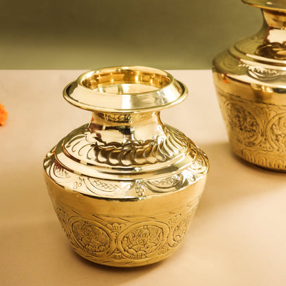 Brass Ashtalakshmi Kodam/Kalash