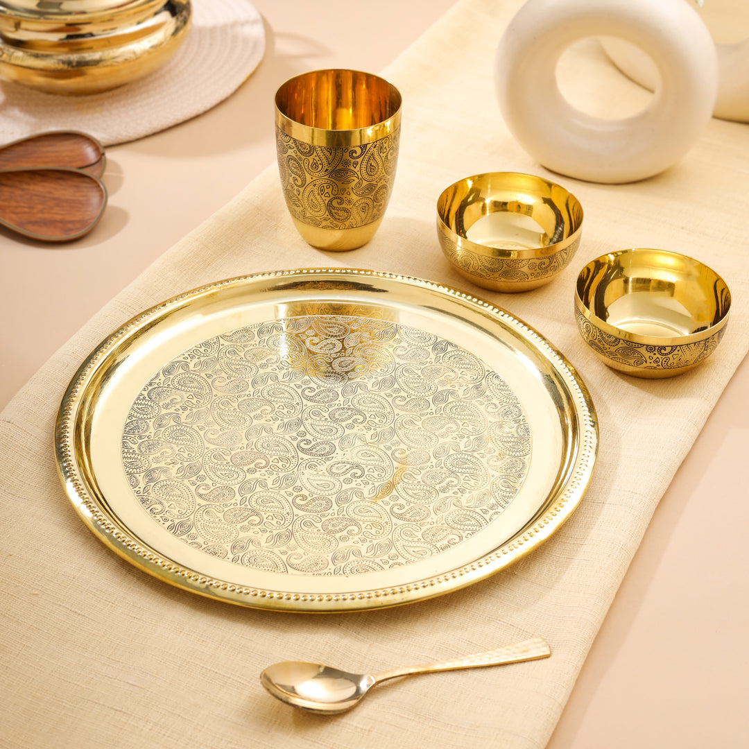 Brass Hand carved Thali/Dinner Set (900 Gram)