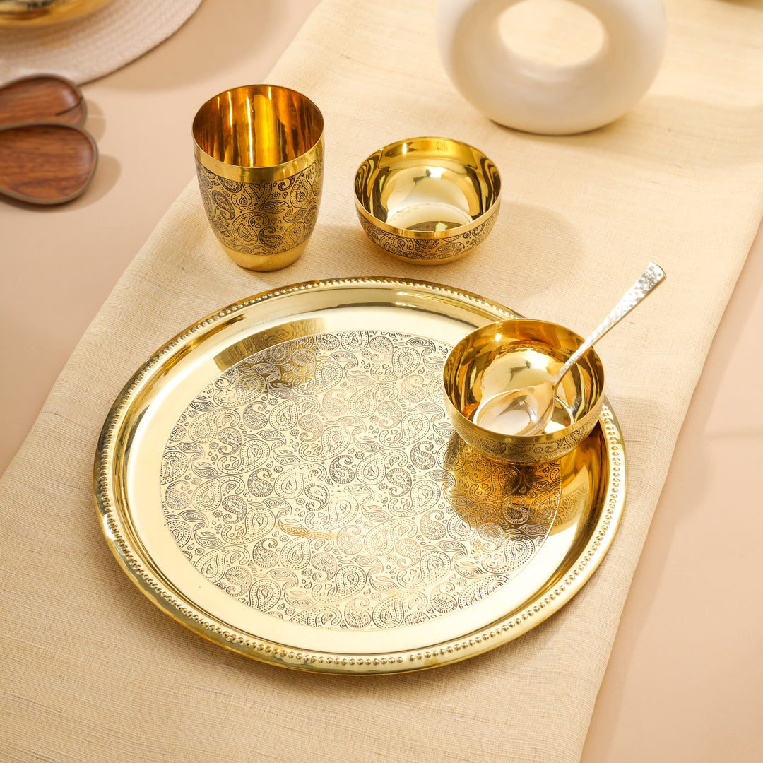 Brass Hand carved Thali/Dinner Set (900 Gram)