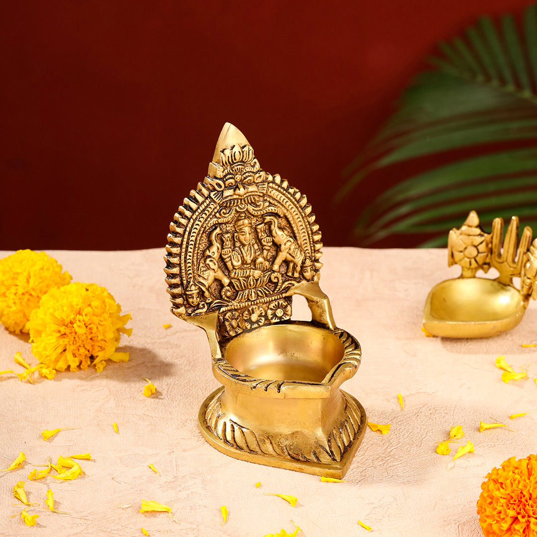 Brass Gaja Lakshmi Diya (5.1 Inch)