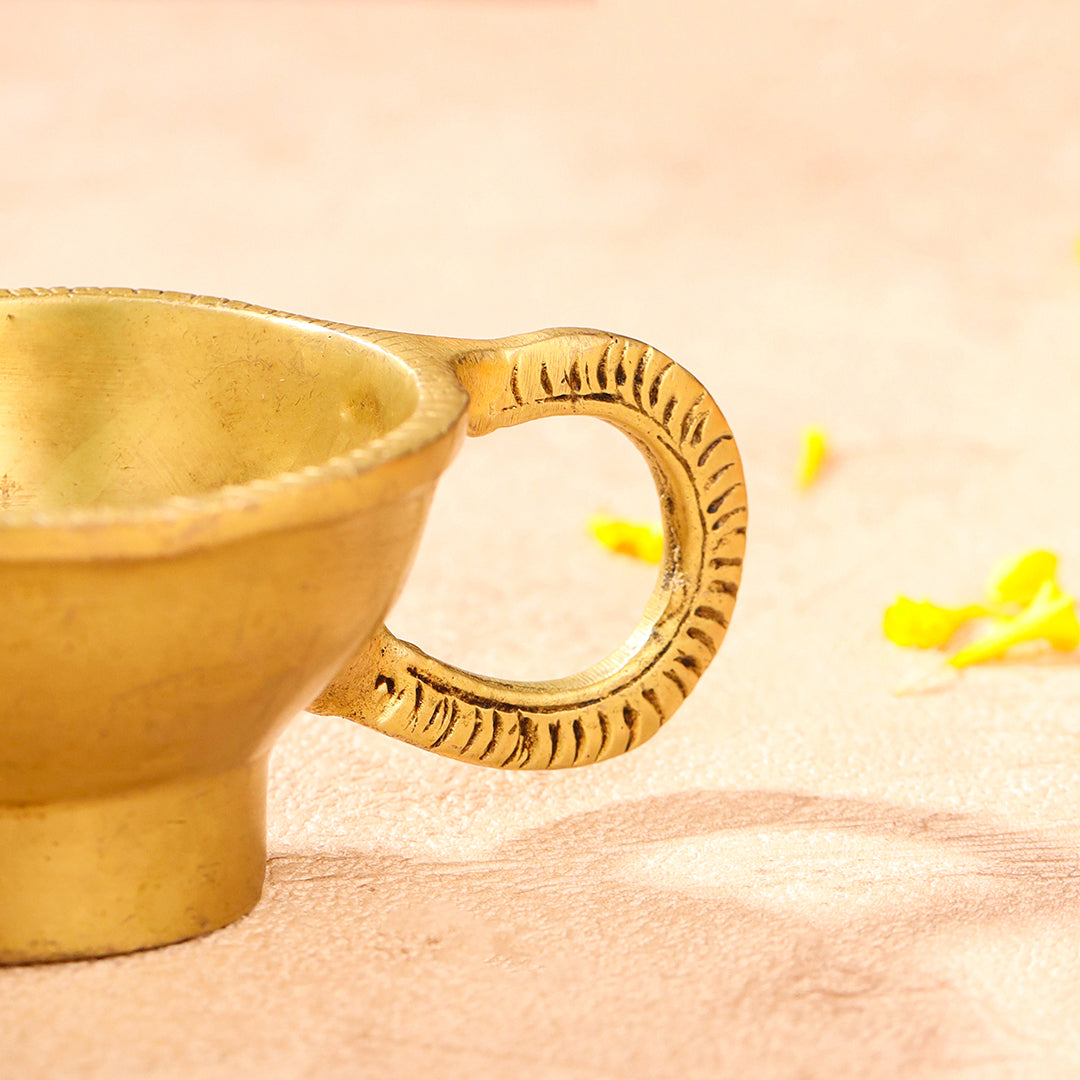 Brass Nandi Diya (2 Inch)