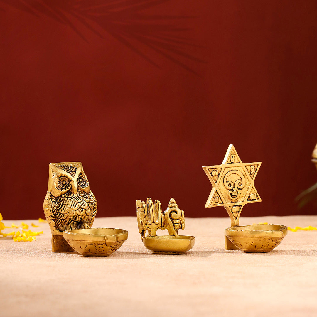 Brass Shankh Chakra Namah, Star Vel & Owl Diya