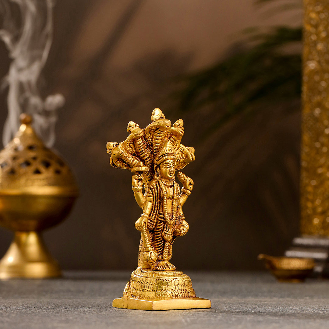 Brass Lord Vishnu Standing Idol (5 Inch)
