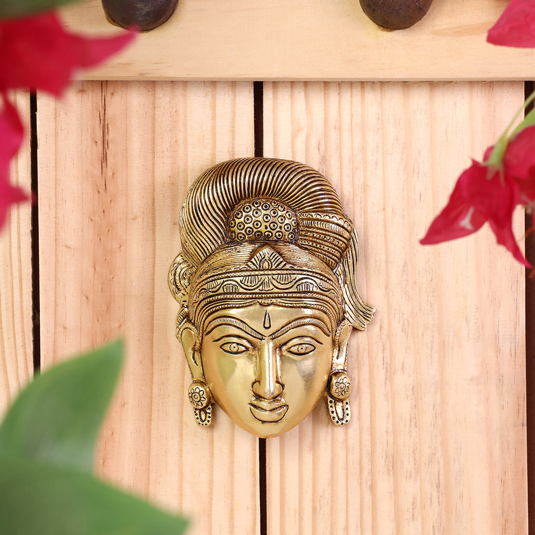 Brass Parvati Face Wall Hanging – Handcrafted Divine Home Decor (5.5 Inch)