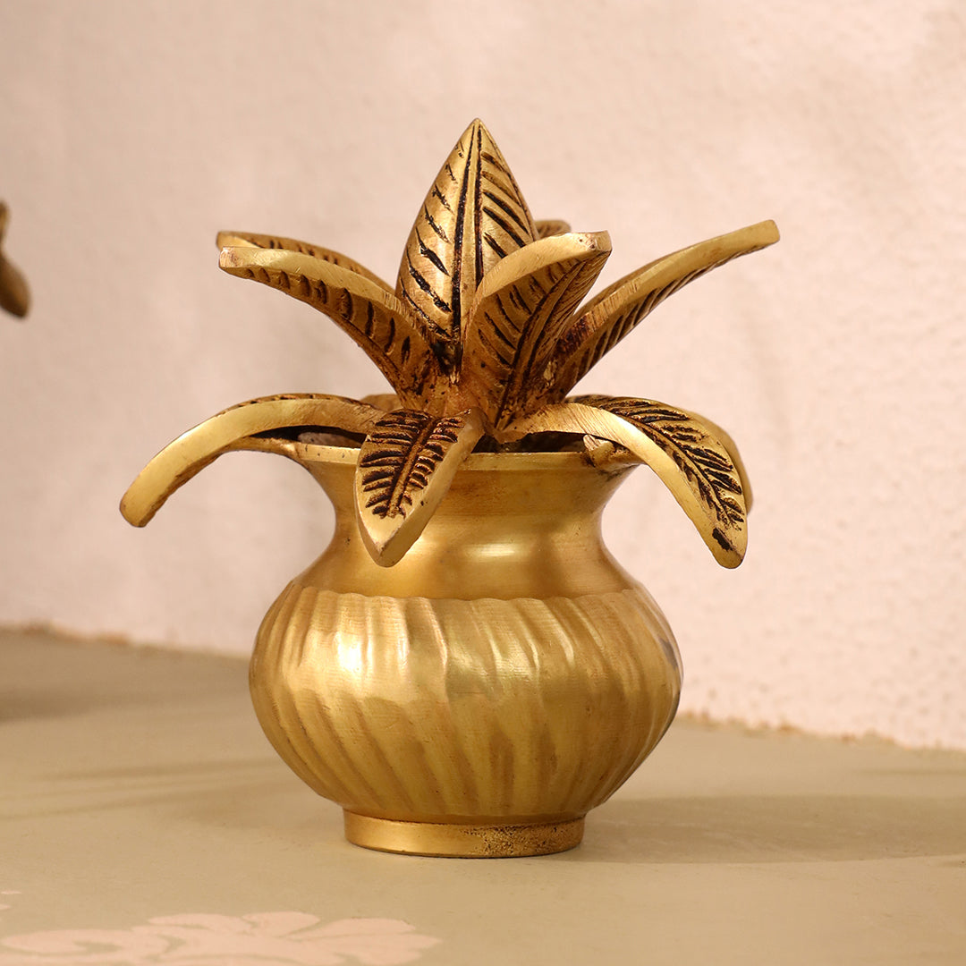 Brass Kalash with Coconut & Leaves (5 INCH)