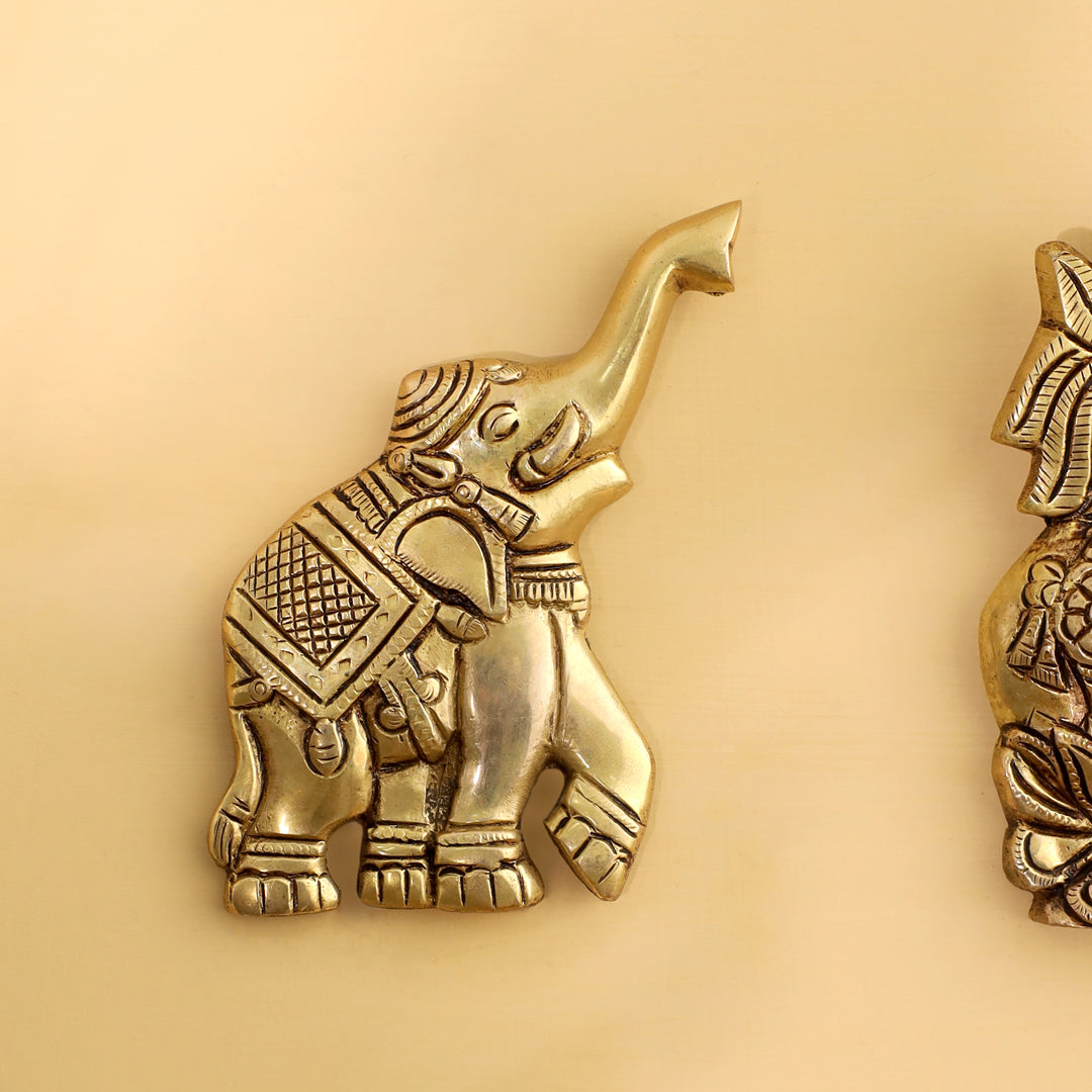 Brass Mangal Kalash with Gaja / Elephants Wall Hanging Set (5.5 Inch)