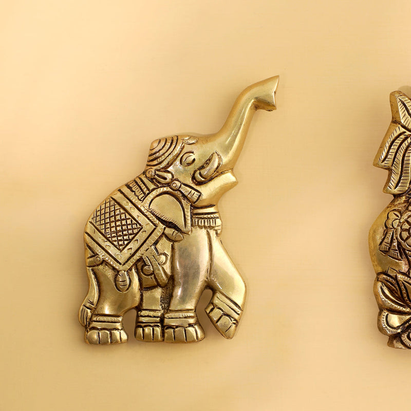 Brass Mangal Kalash with Gaja / Elephants Wall Hanging Set (5.5 Inch)