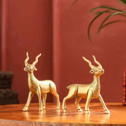 Brass Standing Deer set (4.4 Inch)