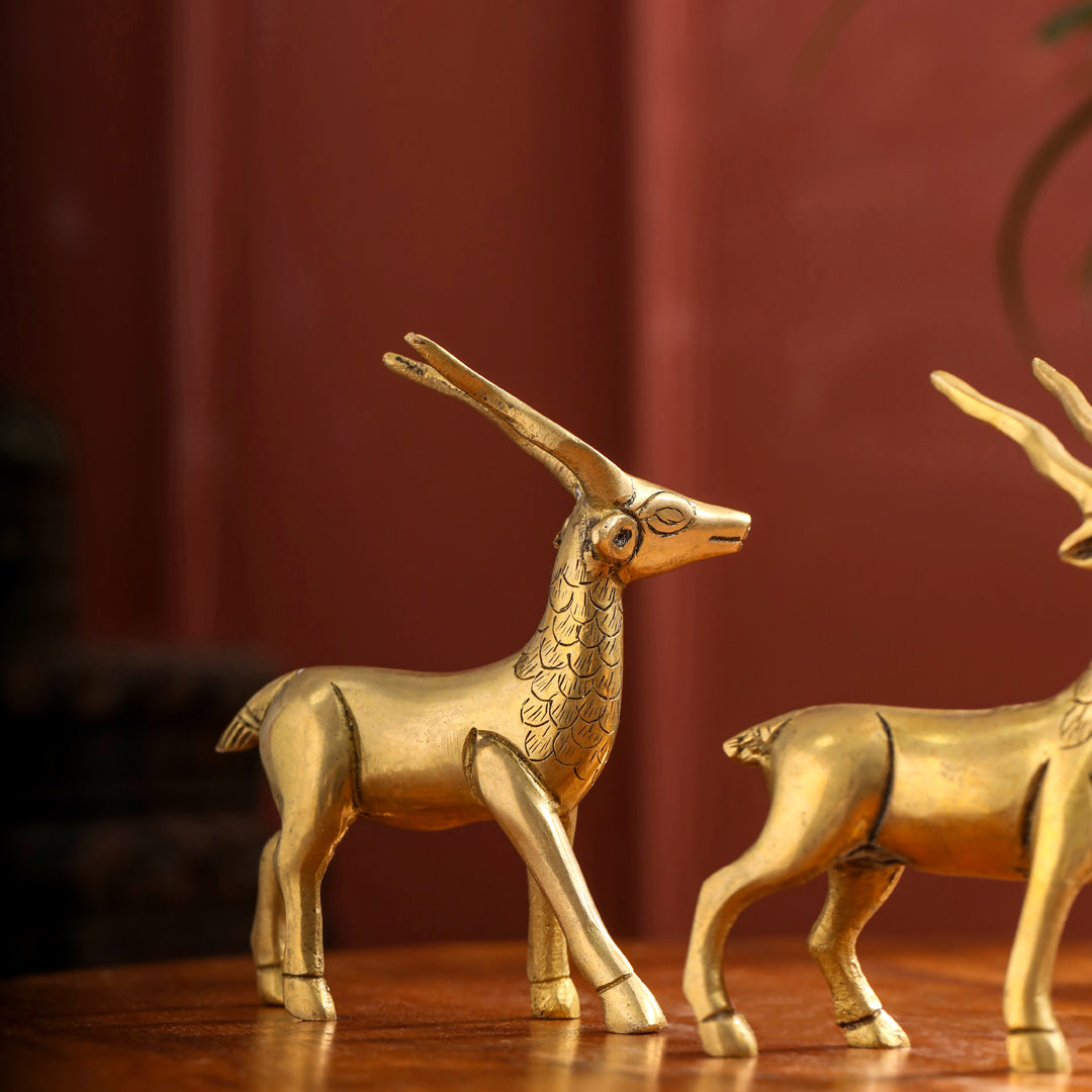 Brass Standing Deer set (4.4 Inch)