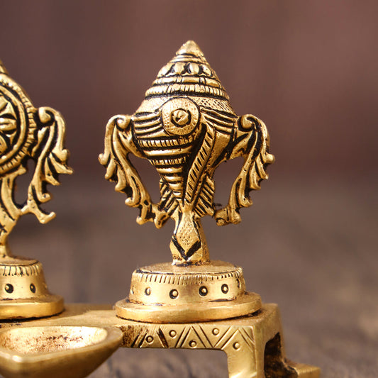 BRASS SHANKH CHAKRA WITH DIYA (3 INCH)