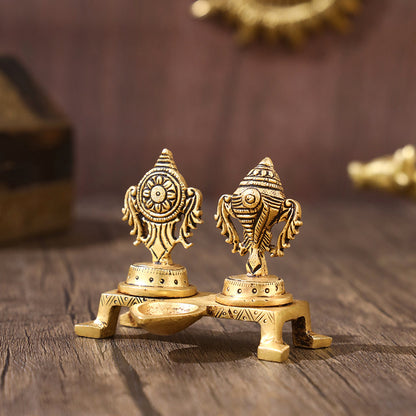 BRASS SHANKH CHAKRA WITH DIYA (3 INCH)