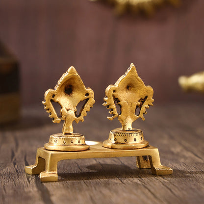 BRASS SHANKH CHAKRA WITH DIYA (3 INCH)