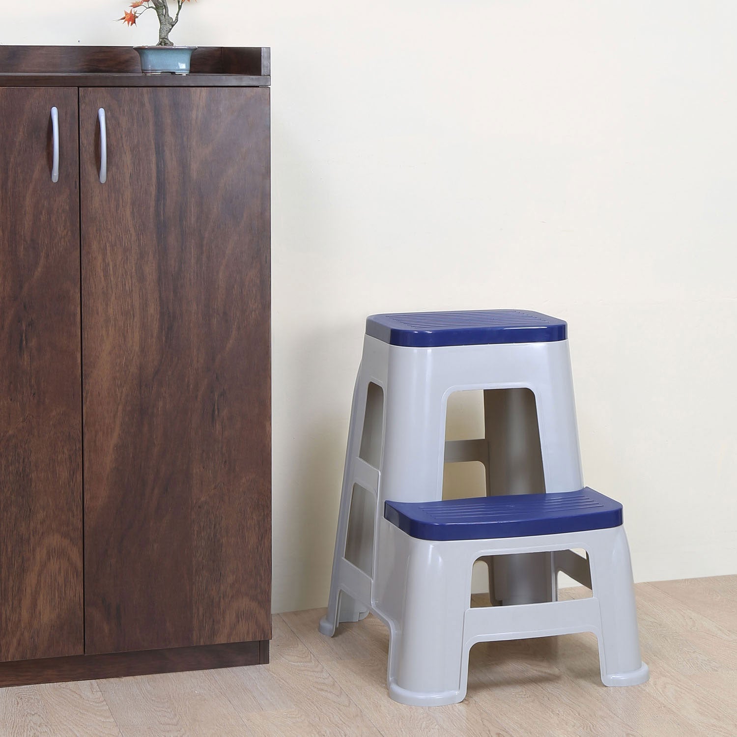 Nilkamal Step Stool 31 (Silk Grey /  Cobalt Blue)