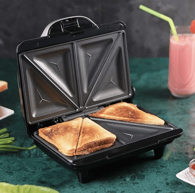 வொண்டர்செஃப் அகுரா கிரில் சாண்ட்விச் மேக்கர், 640W, நடுத்தர | வேகமான சமையல் | சுத்தம் செய்ய எளிதானது | உறுதியான வடிவமைப்பு