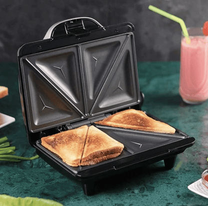 வொண்டர்செஃப் அகுரா கிரில் சாண்ட்விச் மேக்கர், 640W, நடுத்தர | வேகமான சமையல் | சுத்தம் செய்ய எளிதானது | உறுதியான வடிவமைப்பு