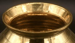 ANTIQUE BRONZE POT-2