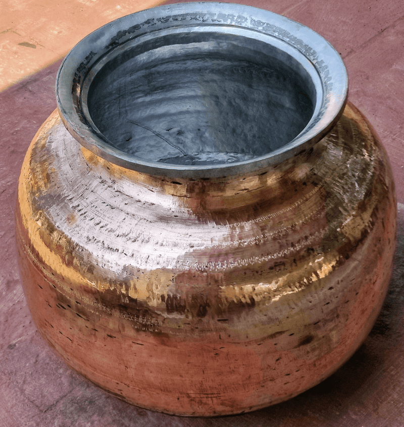 टिन कोटिंग वाला प्राचीन तांबे का बड़ा बर्तन-1