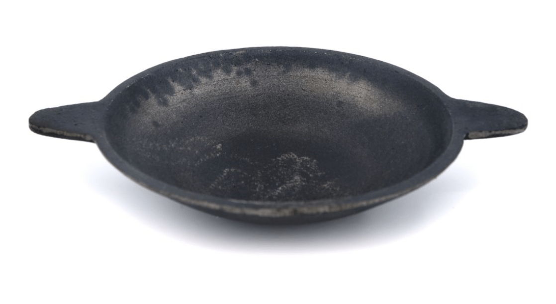 SEASONED CAST IRON AAPPA KADAI