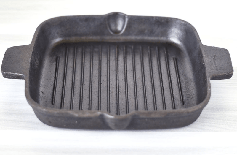 SEASONED CAST IRON GRILL PAN-1