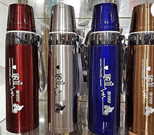 Stainless Steel Double Wall Vacuum Water Bottle 750ml Flask Thermos for Tea Coffee Hot Cold Drinks Airtight Insulated Cap with Beverages Drinking Cup (Multicolor)