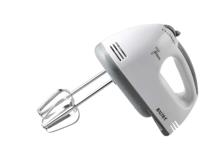 பால்ட்ரா ரைடர் எலக்ட்ரிக் ஹேண்ட் மிக்சர் பிளெண்டர், ஸ்டெயின்லெஸ் ஸ்டீல் இணைப்புகளுடன் சமையலறைக்கான முட்டை கேக் பீட்டர், 7-வேகம், பீட்டர்கள், மாவு கொக்கிகள், வெள்ளை 