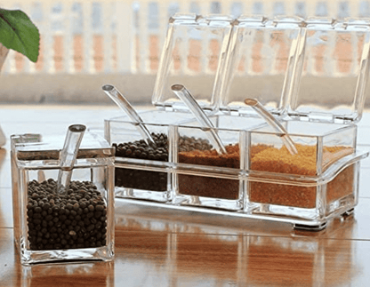 Crystal Plastic Seasoning Acrylic Spice Rack, 4 Pieces Box with 4 Spoons, Kitchen Ware, Masala Container.