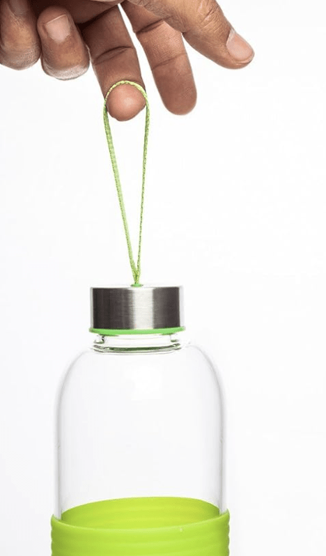 Signoraware Aqua Star Bottle, 750 ML with silicon Sleeve, Multicolor